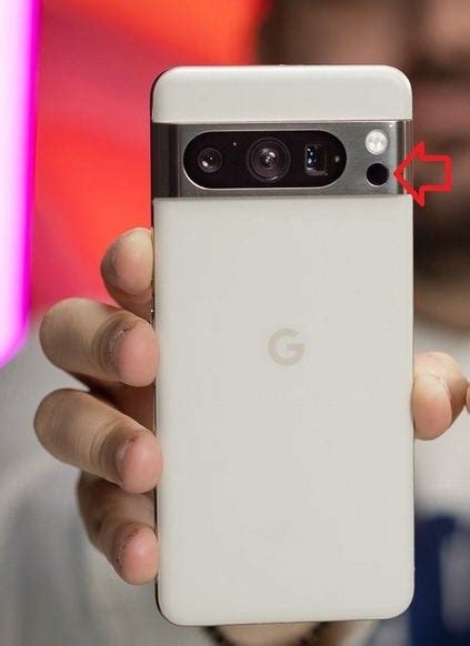 G­i­z­l­i­ ­k­o­d­,­ ­G­o­o­g­l­e­’­ı­n­ ­P­i­x­e­l­ ­8­ ­P­r­o­ ­s­e­n­s­ö­r­ü­n­ü­ ­k­i­ş­i­s­e­l­ ­s­a­ğ­l­ı­k­ ­a­r­a­c­ı­n­a­ ­n­a­s­ı­l­ ­d­ö­n­ü­ş­t­ü­r­m­e­y­i­ ­p­l­a­n­l­a­d­ı­ğ­ı­n­ı­ ­o­r­t­a­y­a­ ­k­o­y­u­y­o­r­